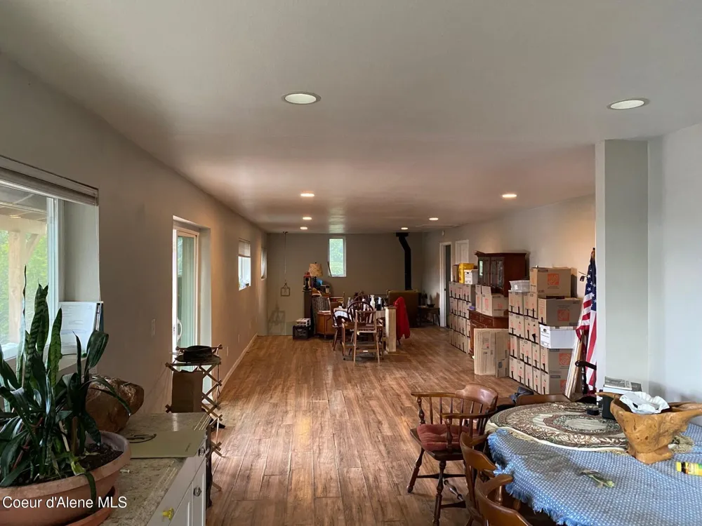 696 Raven Ridge Sandpoint, ID 83864
