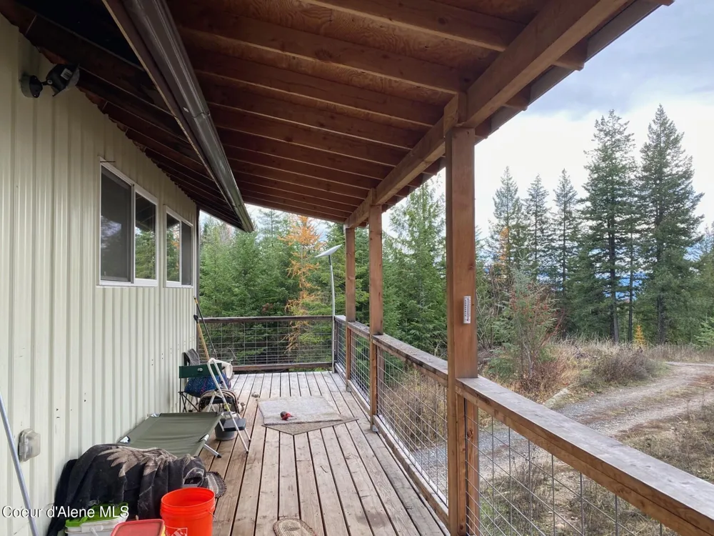 696 Raven Ridge Sandpoint, ID 83864