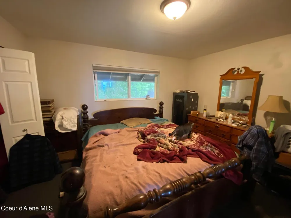 696 Raven Ridge Sandpoint, ID 83864
