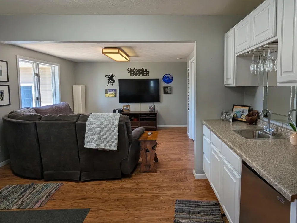 6045 20th Street SW Montevideo, MN 56265