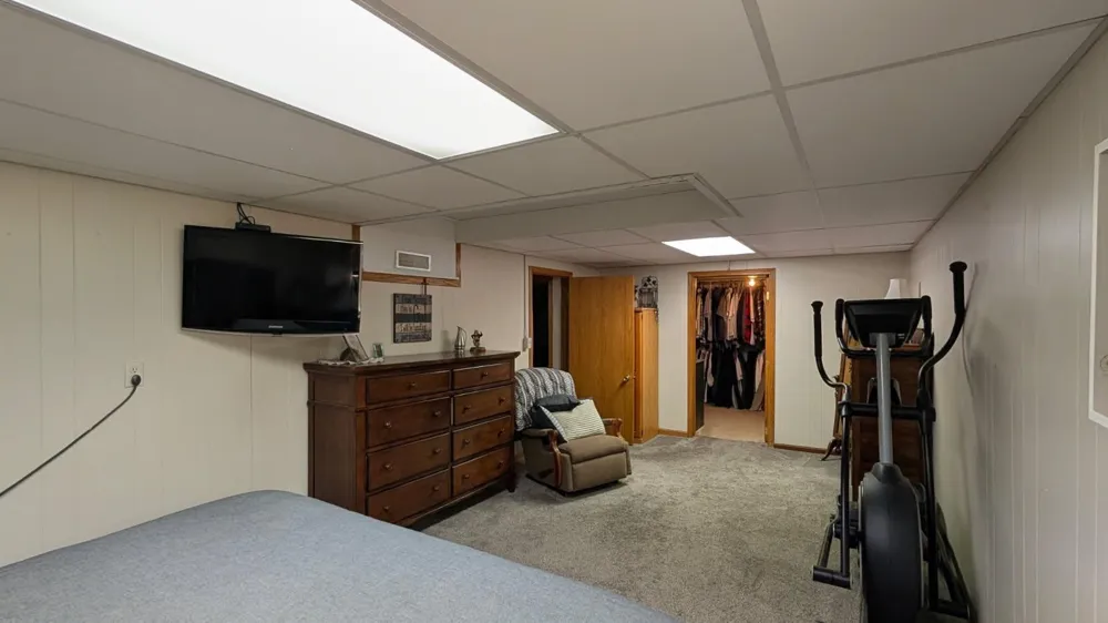 6045 20th Street SW Montevideo, MN 56265