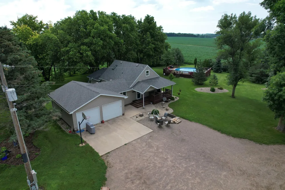 6045 20th Street SW Montevideo, MN 56265