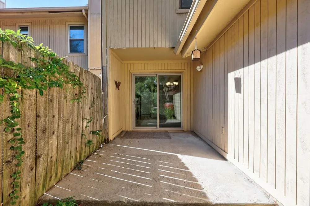 8518 Fathom Circle #107 Austin, TX 78750