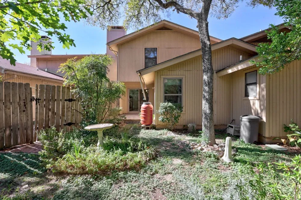 8518 Fathom Circle #107 Austin, TX 78750
