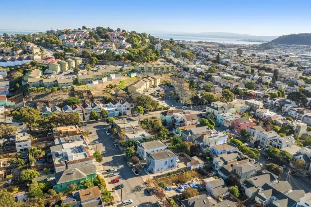 1531 Jerrold Avenue San Francisco, CA 94124