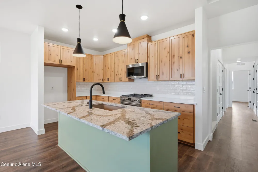 1619 Gondola Court Sandpoint, ID 83864