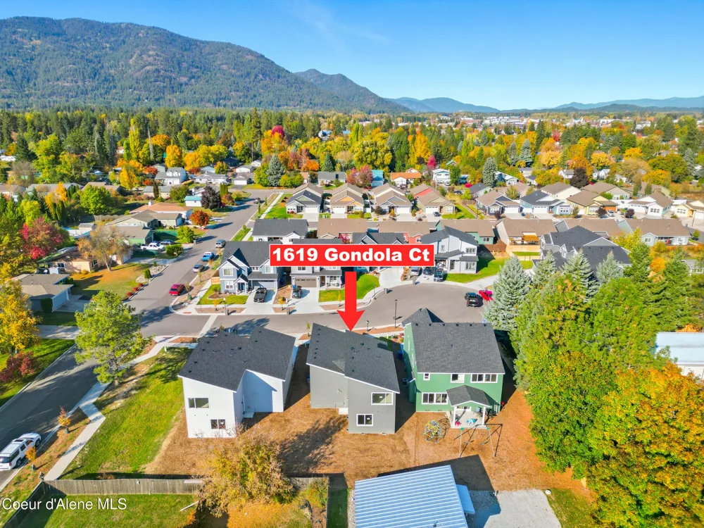 1619 Gondola Court Sandpoint, ID 83864