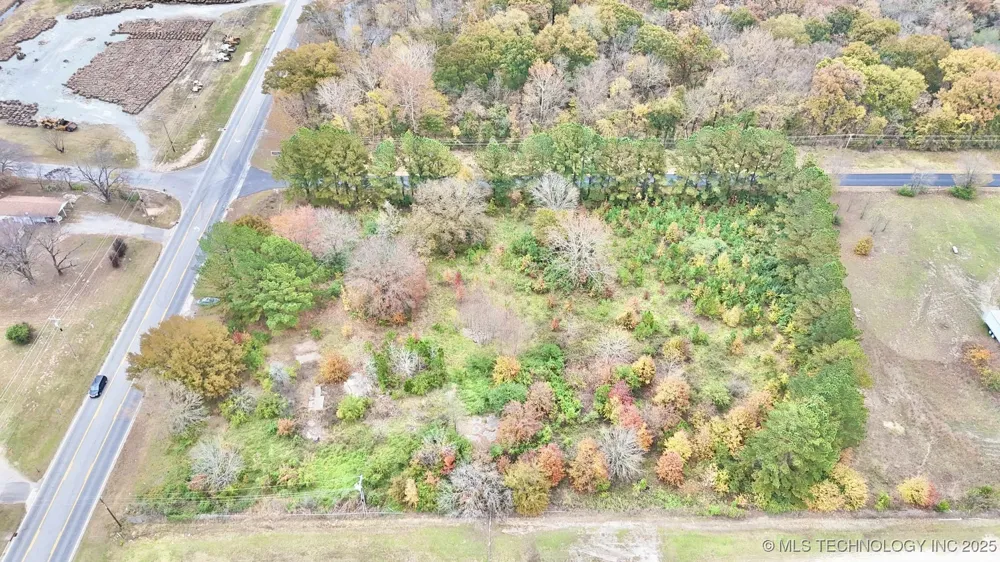 E Hwy 9 Stigler, OK 74462