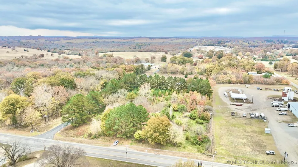 E Hwy 9 Stigler, OK 74462