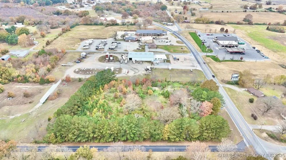 E Hwy 9 Stigler, OK 74462