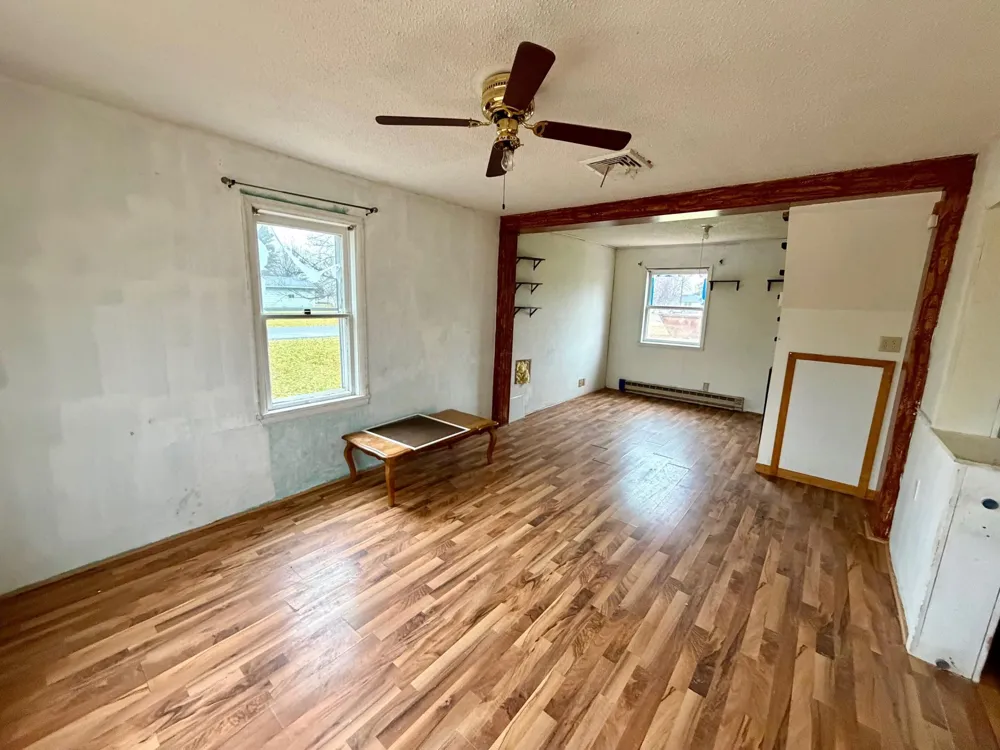 222 W Woodrow Street Grygla, MN 56727