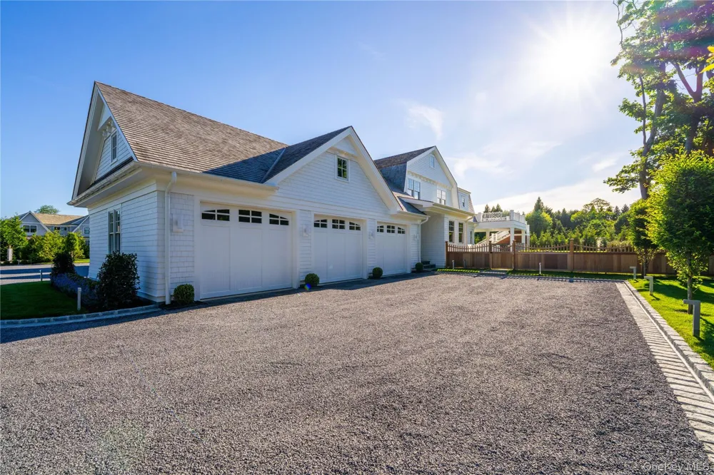 5 Michaels Way Westhampton Beach, NY 11978