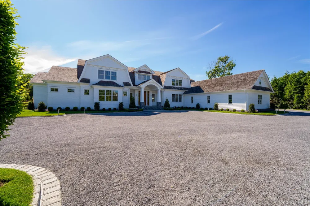 5 Michaels Way Westhampton Beach, NY 11978
