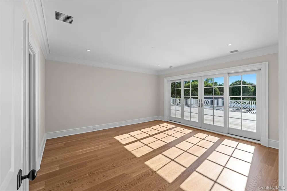 5 Michaels Way Westhampton Beach, NY 11978
