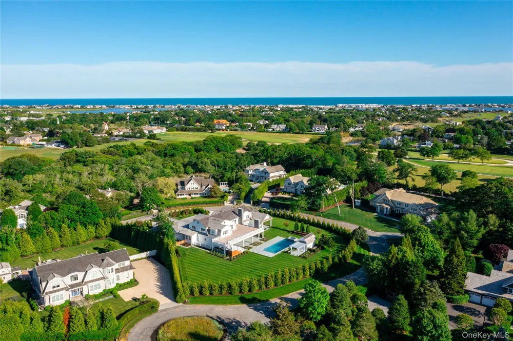 5 Michaels Way Westhampton Beach, NY 11978