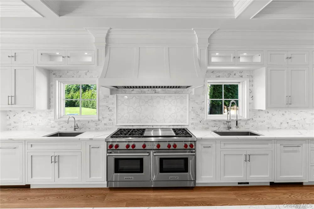 5 Michaels Way Westhampton Beach, NY 11978