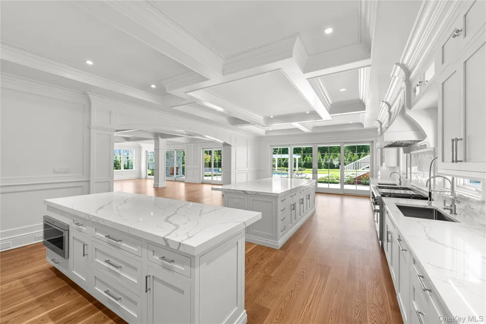 5 Michaels Way Westhampton Beach, NY 11978
