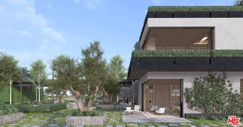 805 Nimes Los Angeles, CA 90077