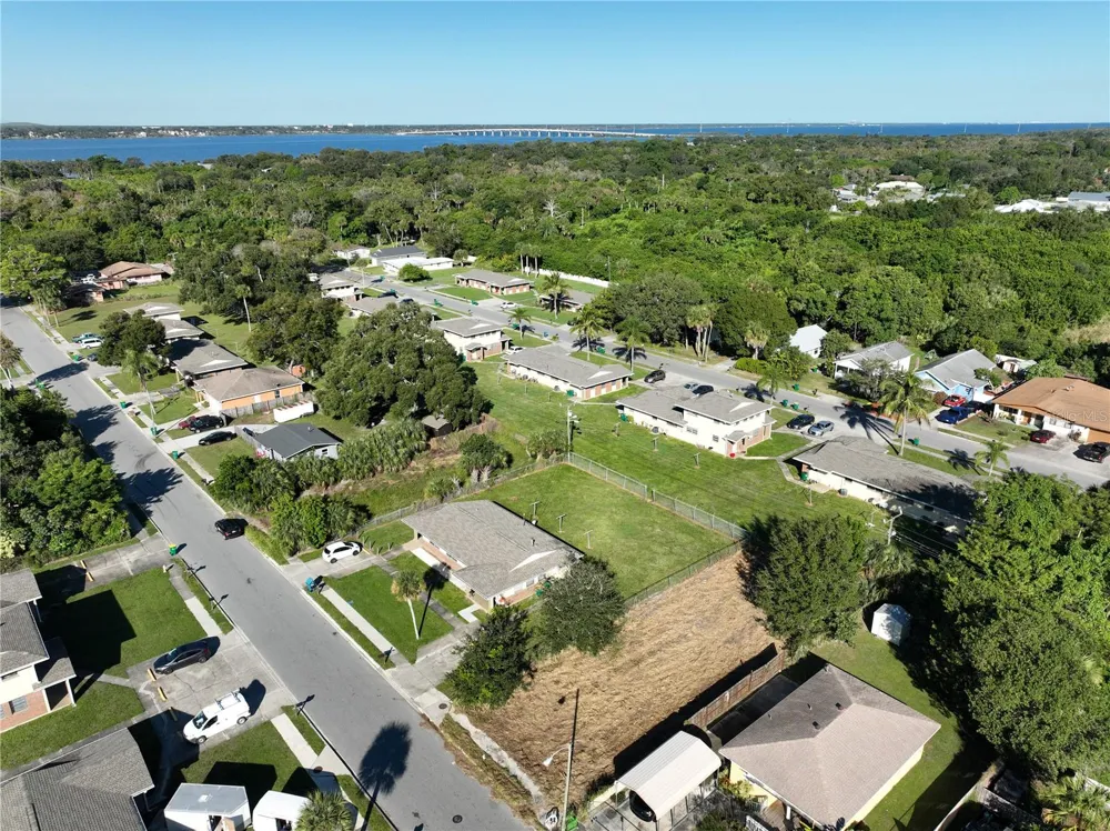 478 ROOSEVELT AVENUE Merritt Island, FL 32953