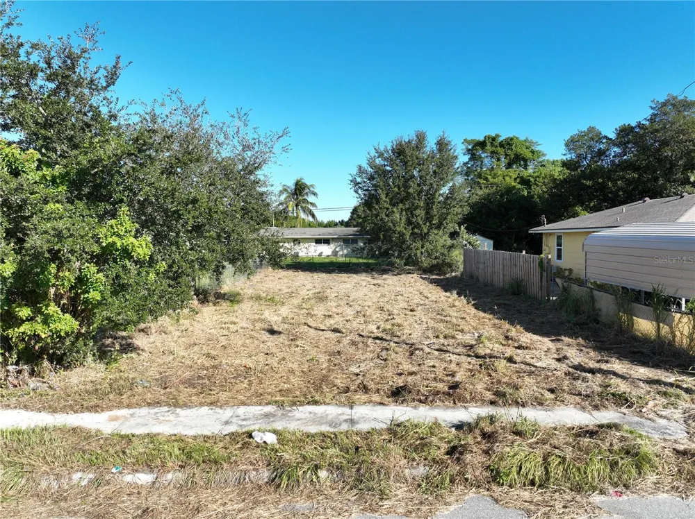 478 ROOSEVELT AVENUE Merritt Island, FL 32953