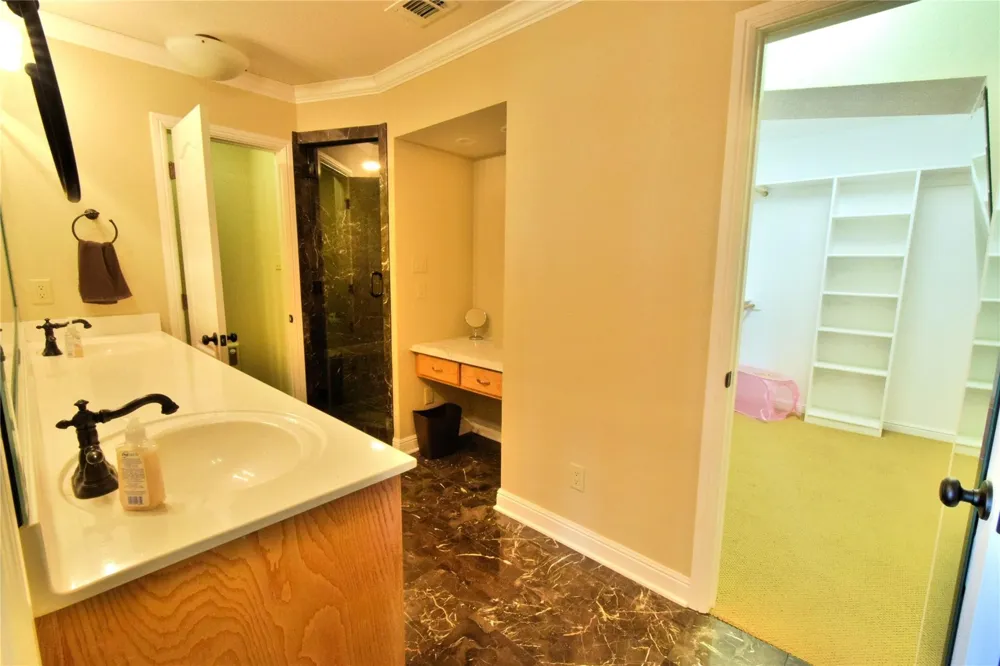 108 Barham Bridgeport, TX 76426