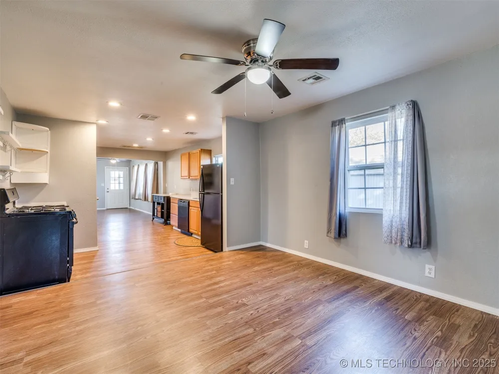 201 E Cherokee Street Talala, OK 74080