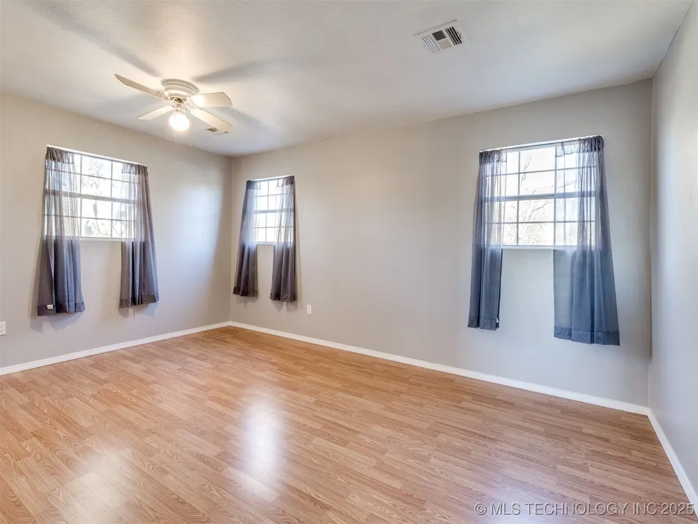 201 E Cherokee Street Talala, OK 74080