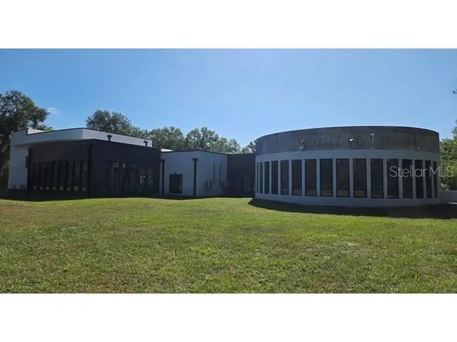 2518 SUNSET LANE Lutz, FL 33559