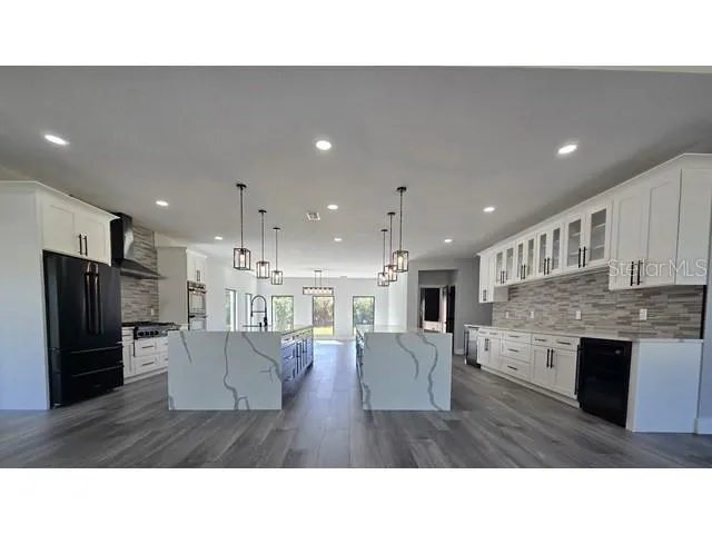 2518 SUNSET LANE Lutz, FL 33559