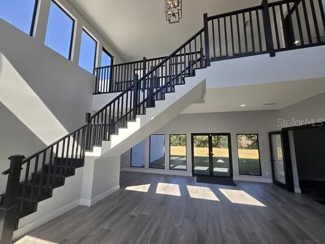 2518 SUNSET LANE Lutz, FL 33559