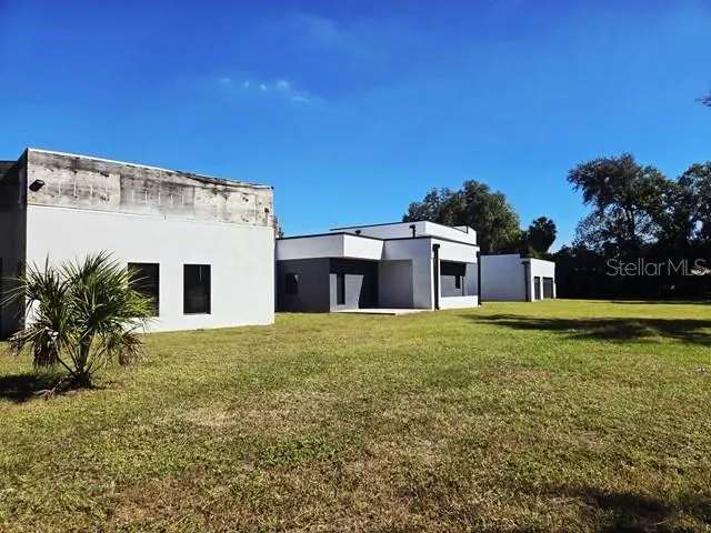 2518 SUNSET LANE Lutz, FL 33559
