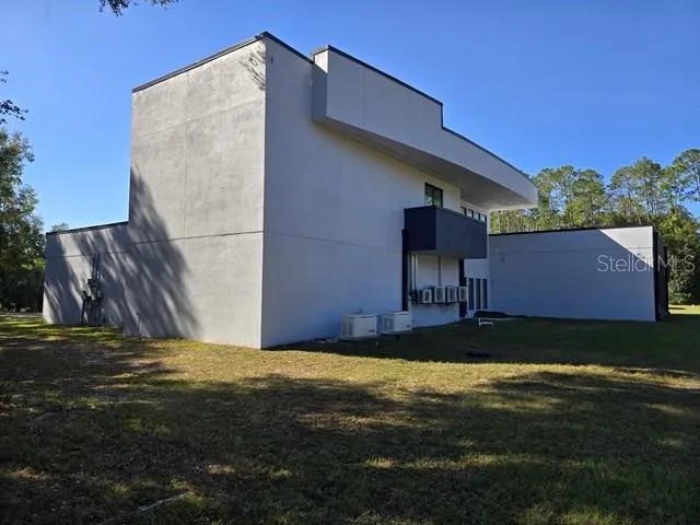 2518 SUNSET LANE Lutz, FL 33559