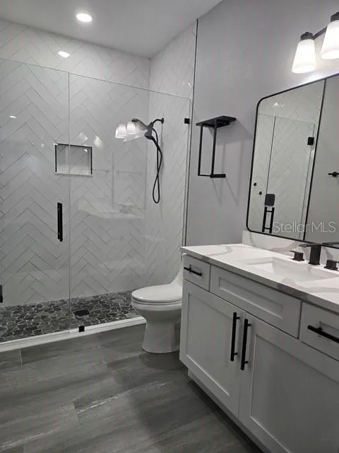 2518 SUNSET LANE Lutz, FL 33559