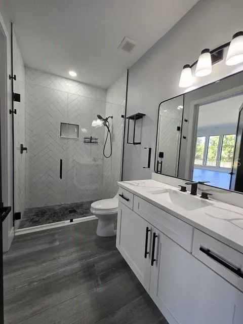 2518 SUNSET LANE Lutz, FL 33559