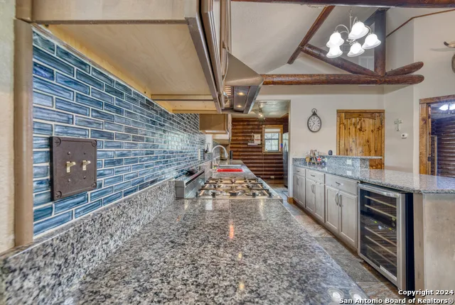 577 Mariposa Avenue Concan, TX 78838