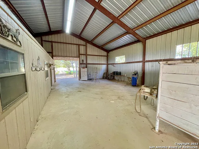 10671 BRIGGS RD Atascosa, TX 78002