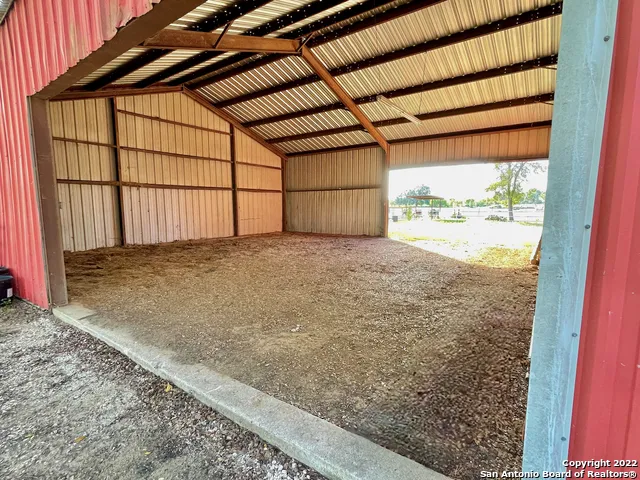 10671 BRIGGS RD Atascosa, TX 78002