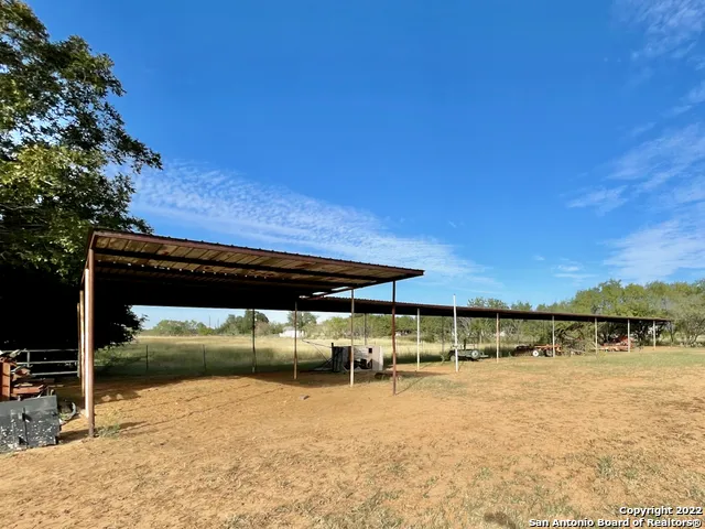 10671 BRIGGS RD Atascosa, TX 78002