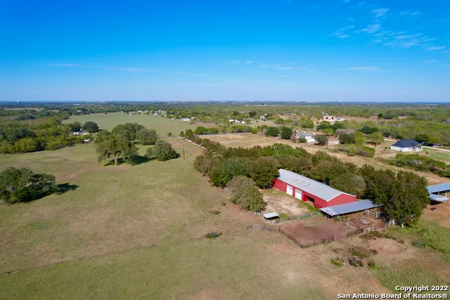 10671 BRIGGS RD Atascosa, TX 78002