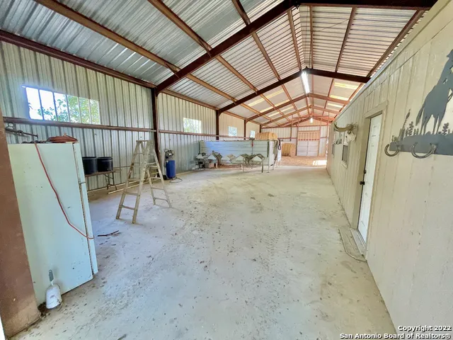 10671 BRIGGS RD Atascosa, TX 78002