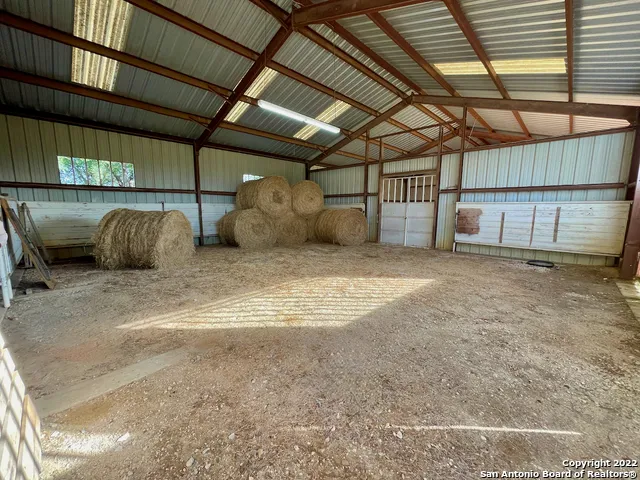 10671 BRIGGS RD Atascosa, TX 78002