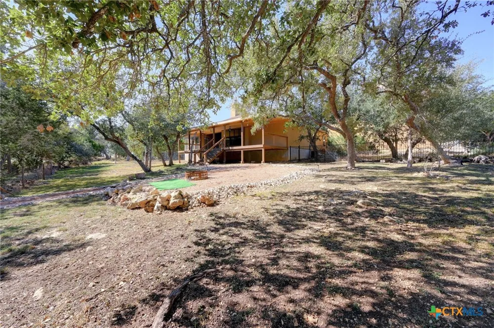 2062 Italia New Braunfels, TX 78132