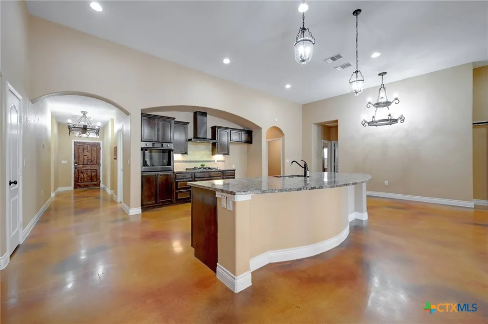 2062 Italia New Braunfels, TX 78132