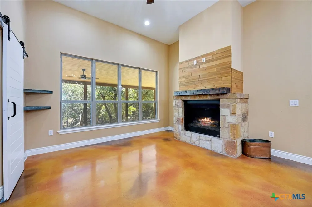 2062 Italia New Braunfels, TX 78132
