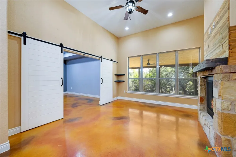 2062 Italia New Braunfels, TX 78132