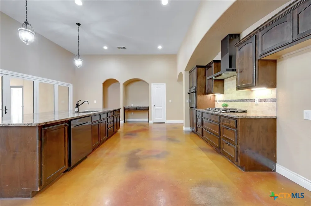 2062 Italia New Braunfels, TX 78132