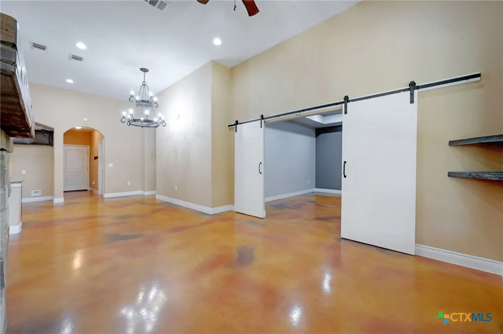 2062 Italia New Braunfels, TX 78132