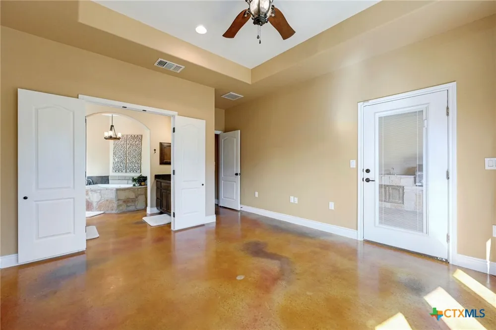 2062 Italia New Braunfels, TX 78132