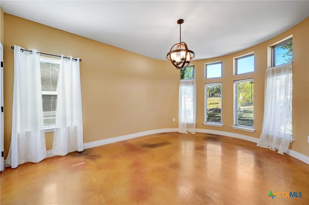 2062 Italia New Braunfels, TX 78132