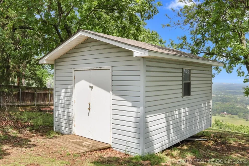 3900 Wylie Road Poteau, OK 74953
